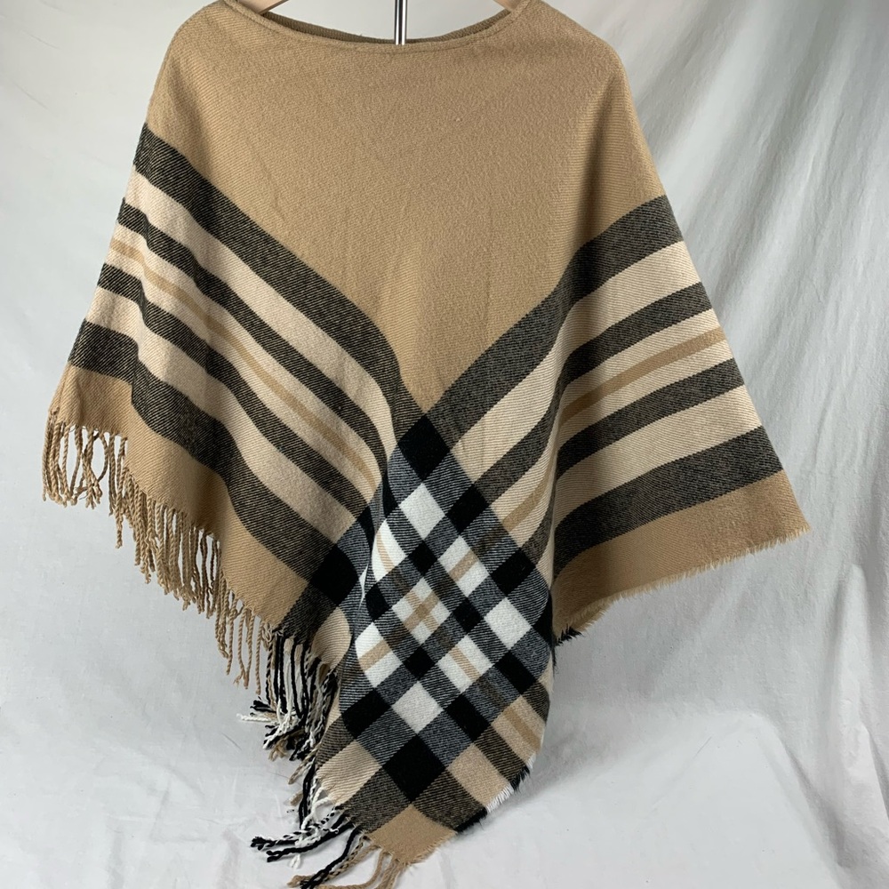 Plaid Tan Women's Cape w/ Fringe One Size Bohemian Cozy Fall